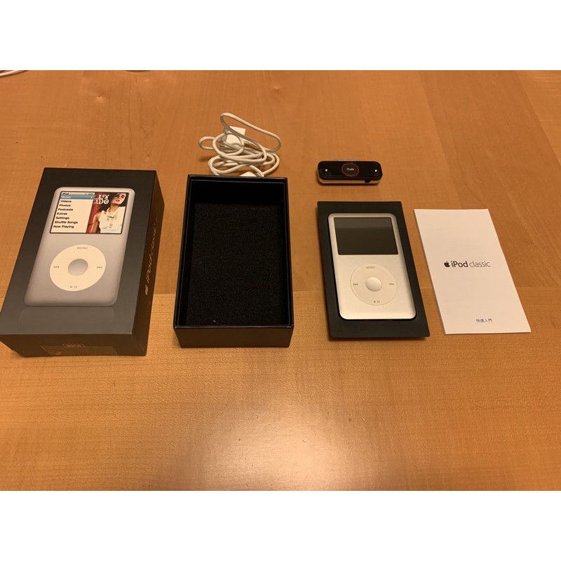 蒐藏釋出）iPod classic 80GB ,A1238 ,完整盒裝