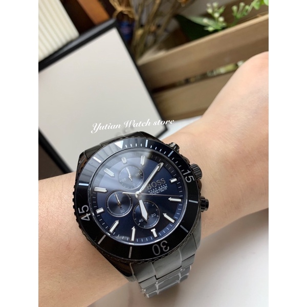 Hugo Boss＿德式競速計時腕錶-個性三眼X藍黑鋼＿新款_實體門市（預購款)