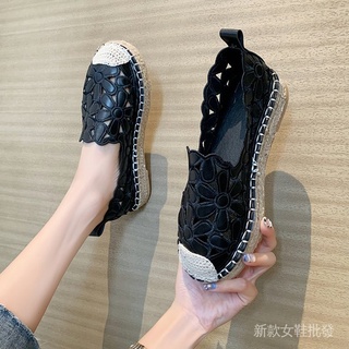 西西里現貨35-43 鏤空 花朵 大尺碼休閒鞋 懶人鞋 大碼女鞋40—43胖肥腳加寬漁夫鞋女41底亞麻鏤空透氣一腳蹬懶人