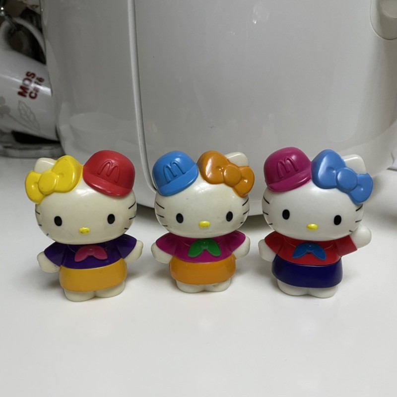 麥當勞Hello Kitty 塑膠公仔 三隻售 二手玩具