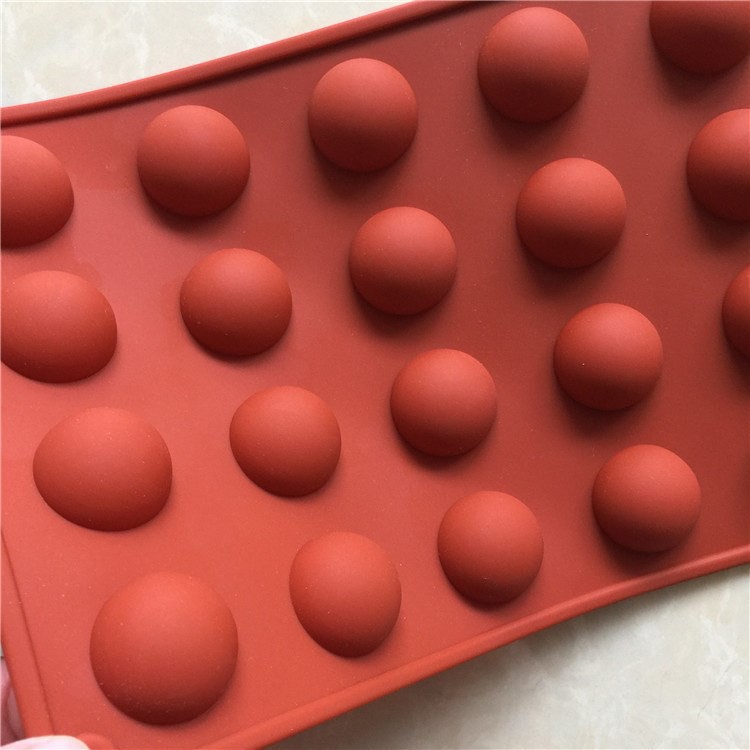 (現貨)24連半圓形矽膠巧克力模 乳酪球模 蛋糕烘焙模具