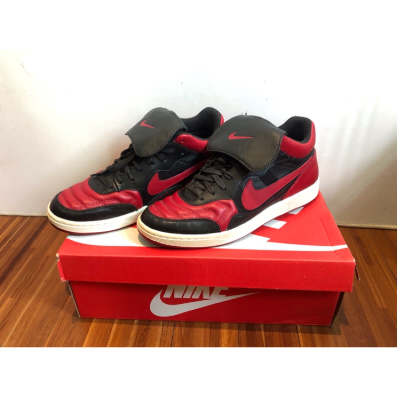 nike nsw tiempo 94