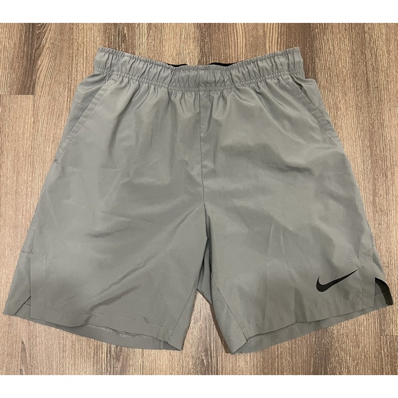 Nike DRI-FIT 短褲 灰色 M號