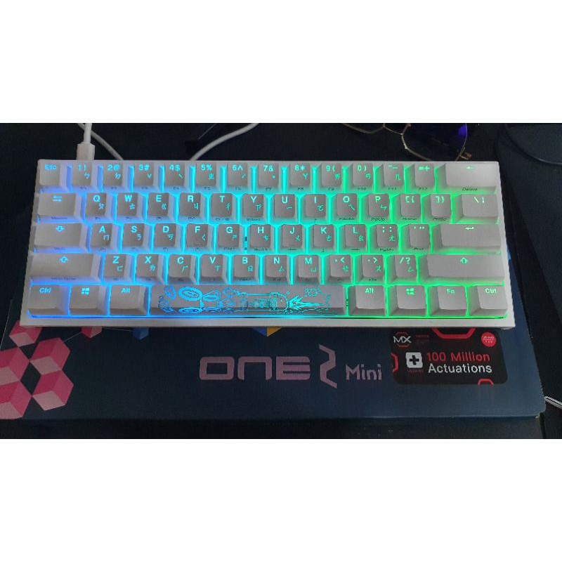 二手 極新 ducky one2 mini rgb 白色 靜音紅軸 鍵盤