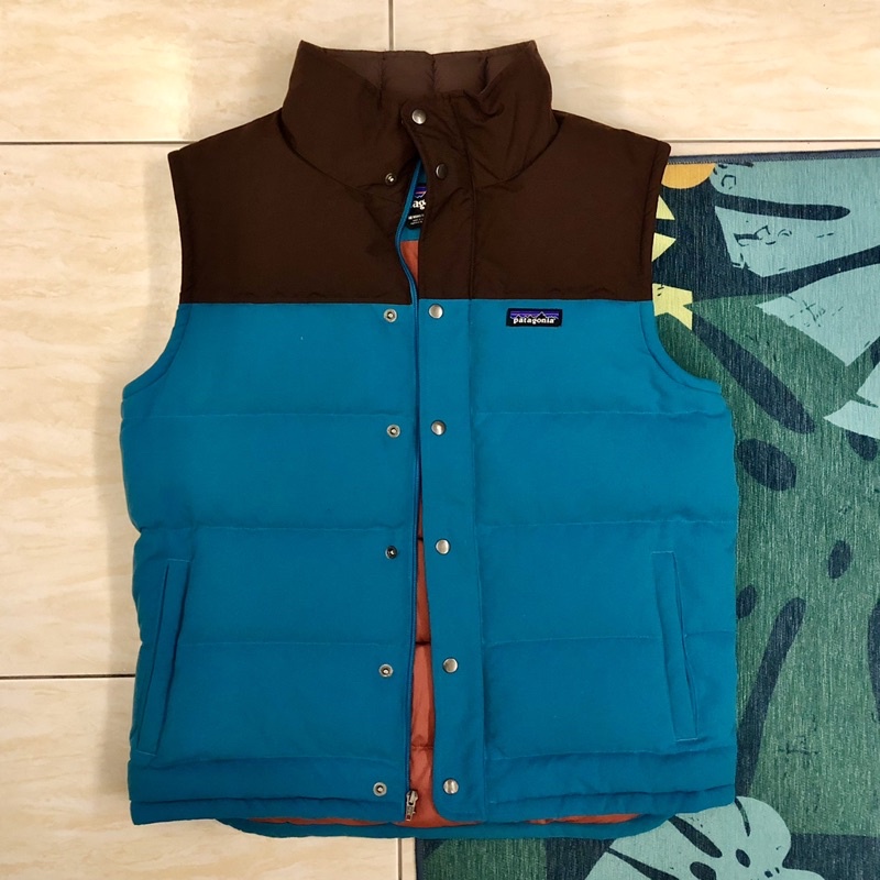 patagonia 尺寸M撞色羽絨背心