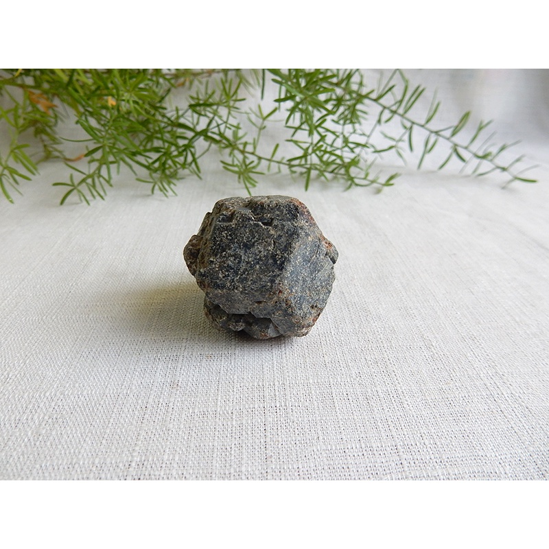 【2075水晶礦石】坦桑尼亞紅石榴石原礦-7-0513