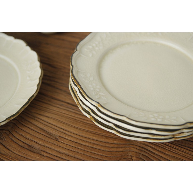 日本作家阿部慎太郎復古西洋式手作浮雕雕花溫潤質感粗陶餐盤 蝦皮購物