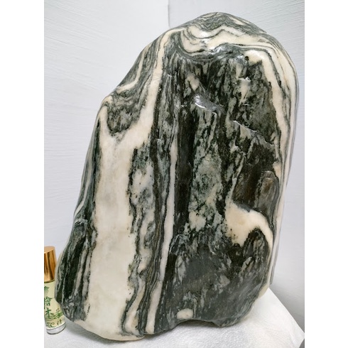 石-1-003 奇萊瀑布(黑白)  風景石/圖案石/玉石/原石/擺件/造景/裝飾/天然/收藏/生日禮物