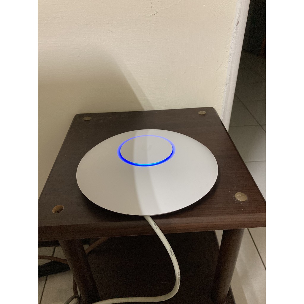 UniFi AC Pro 專業型無線基地台