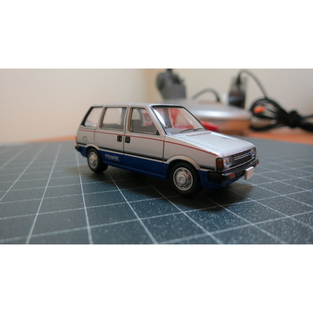 Tomica Limited Vintage NEO LV-115b Nissan Prairie Extra JW-G