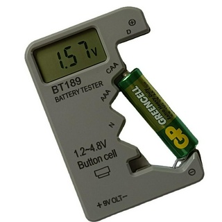 【雜貨鋪】液晶顯示 無需電池 電池電壓計 電池電量測試儀 數位式電壓測量器 測剩餘電量 電池檢測器