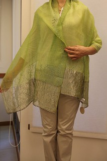 原價1800降價~印度全手工羊毛圍巾/披肩/頭巾~蘋果綠金囪邊