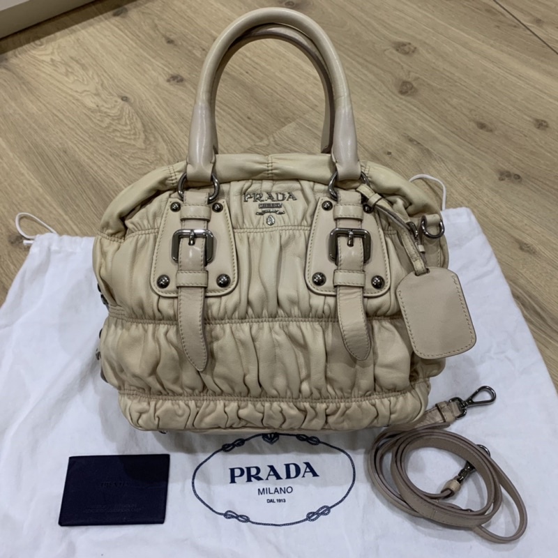 PRADA GAUFRE 米色高菲包 抓皺 肩背包／手提 / 斜背