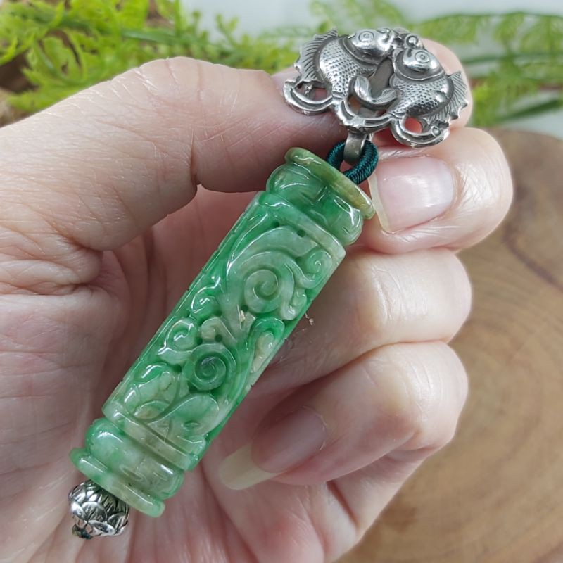 翡翠花靑鈴管吊墜 花青翡翠仿古雕鈴管吊墜 花青鈴管 翡翠鈴管 翡翠花靑 花靑鈴管 尋寶園 蝦皮購物