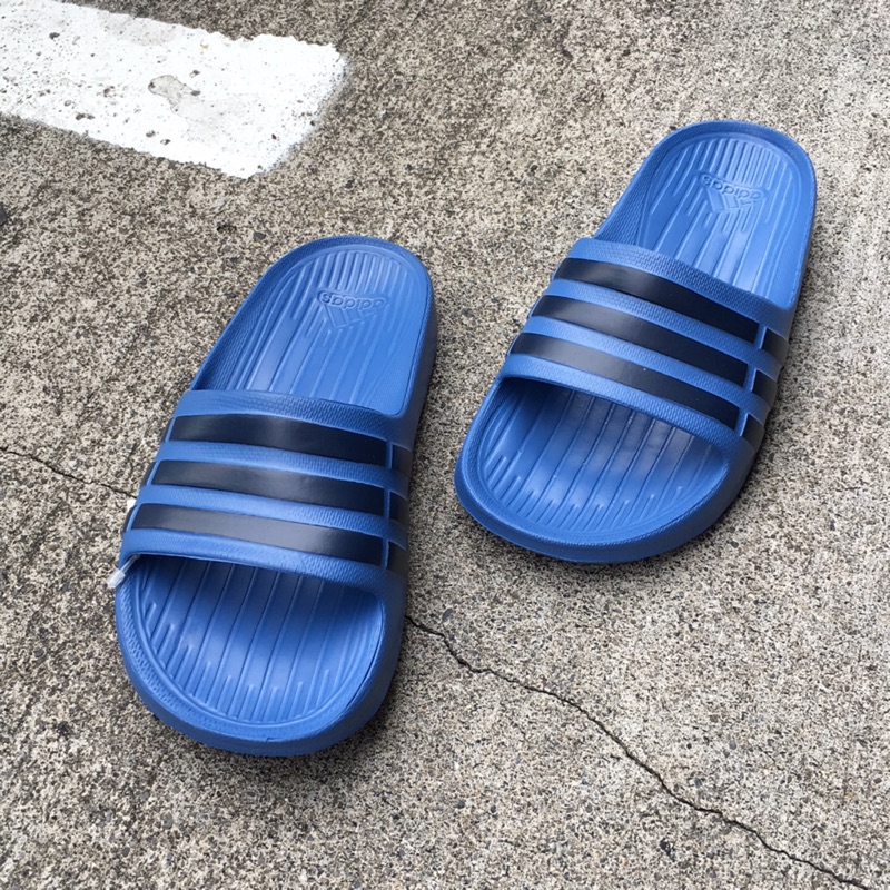 《TNT》ADIDAS DURAMO SLIDE K 兒童/女 輕量 可碰水 不怕臭 沙灘 運動拖鞋 藍 CP9383