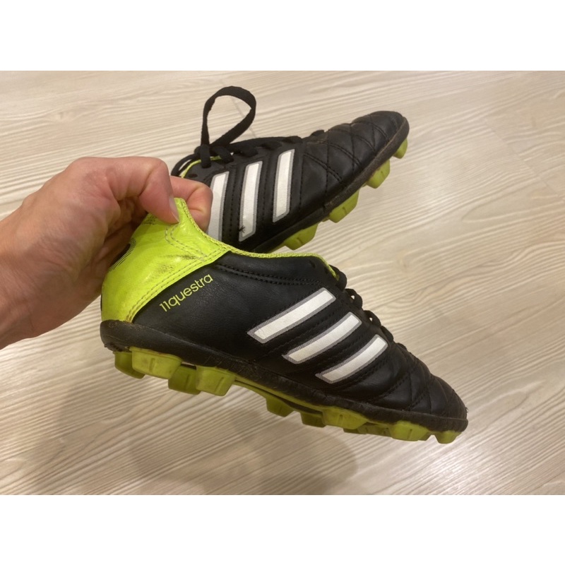 Adidas 愛迪達11questra 二手正品兒童足球鞋