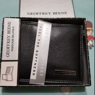 Geoffrey Beene Passcase 男士真皮雙摺皮夾小牛皮質感皮夾