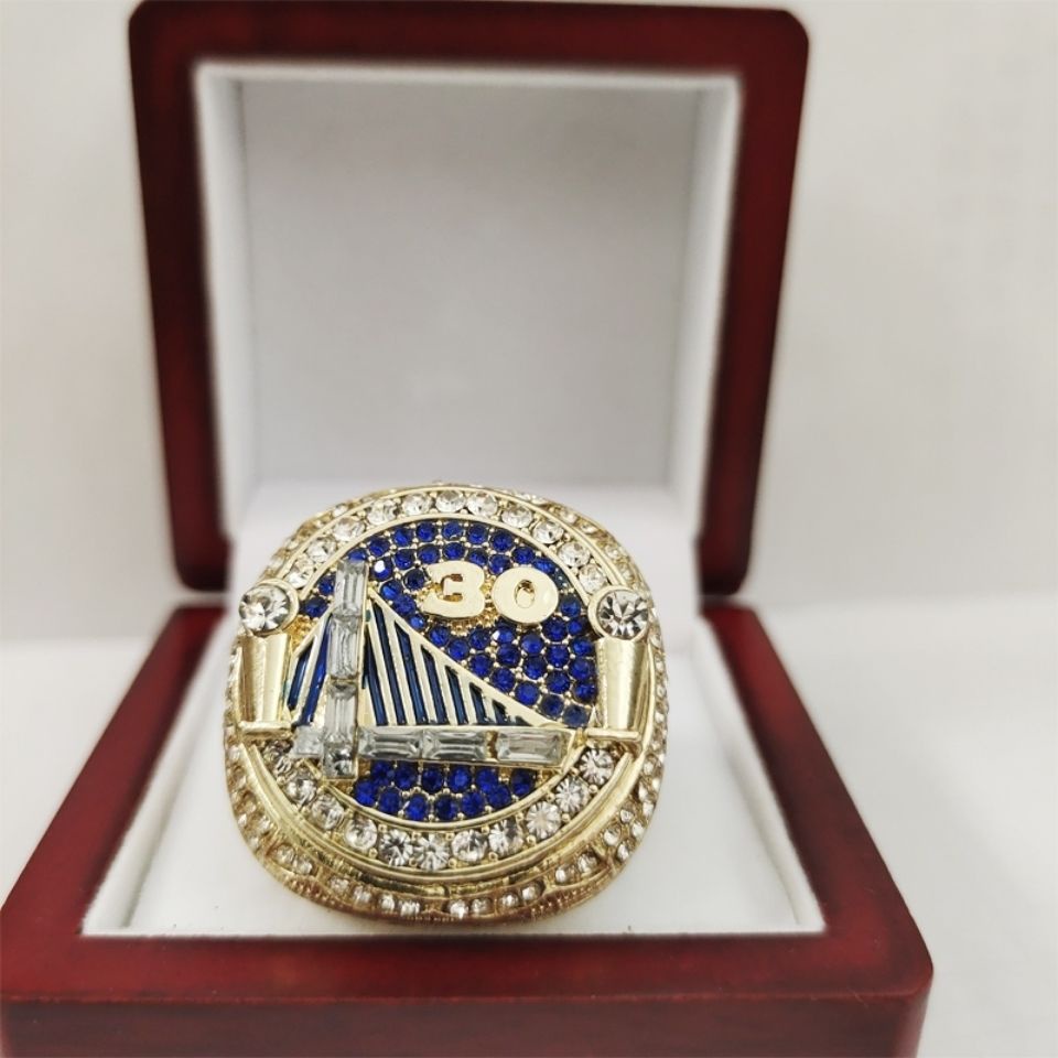 【總冠軍戒指】NBA2018勇士庫里總冠軍戒指加木盒球迷指環生日禮物珍藏禮物