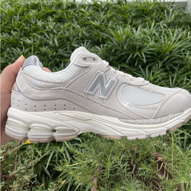 New Balance 2002r 溫柔奶 奶杏 象牙白 女鞋 男鞋 韓國限定 M2002RAA