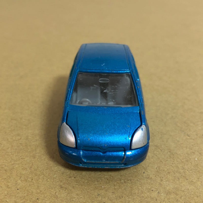 Tomica TOYOTA VITZ（2011年）