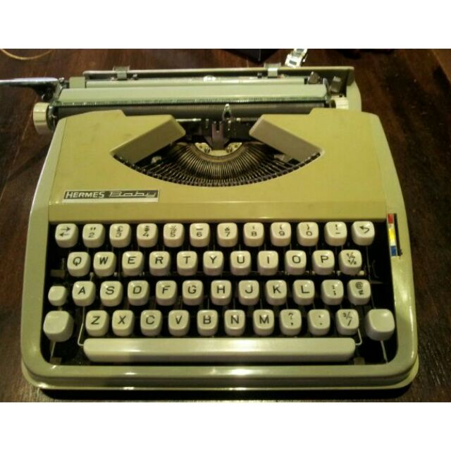 60年代古董愛瑪士 HERMES BOBY打字機