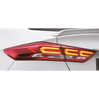 <HYUNDAI >Elantra 箭矢型尾燈