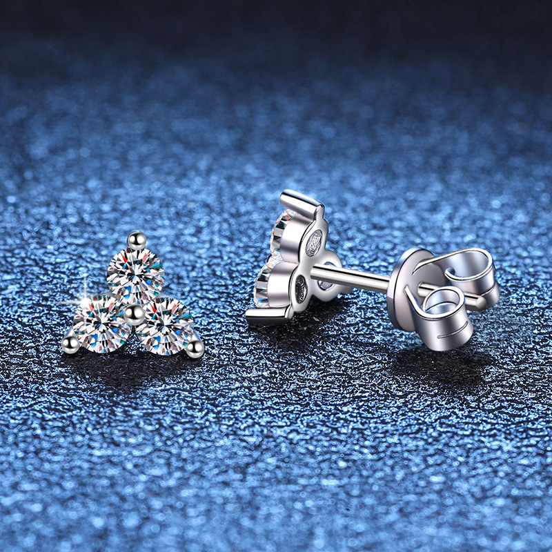 人工鑽石 莫桑石0.3ct*2 耳環 女 925純銀 莫桑石 可過測鑽筆 帶鑑定證書  時尚新款耳環
