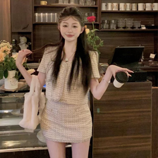 韓版時尚套裝女裝高級設計復古緊身短版編織圓領短袖單排扣上衣+高腰包臀緊身半身裙兩件套
