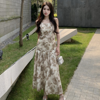 韓版復古性感吊帶長裙女裝緊身收腰甜美碎花中長款無袖A字洋裝