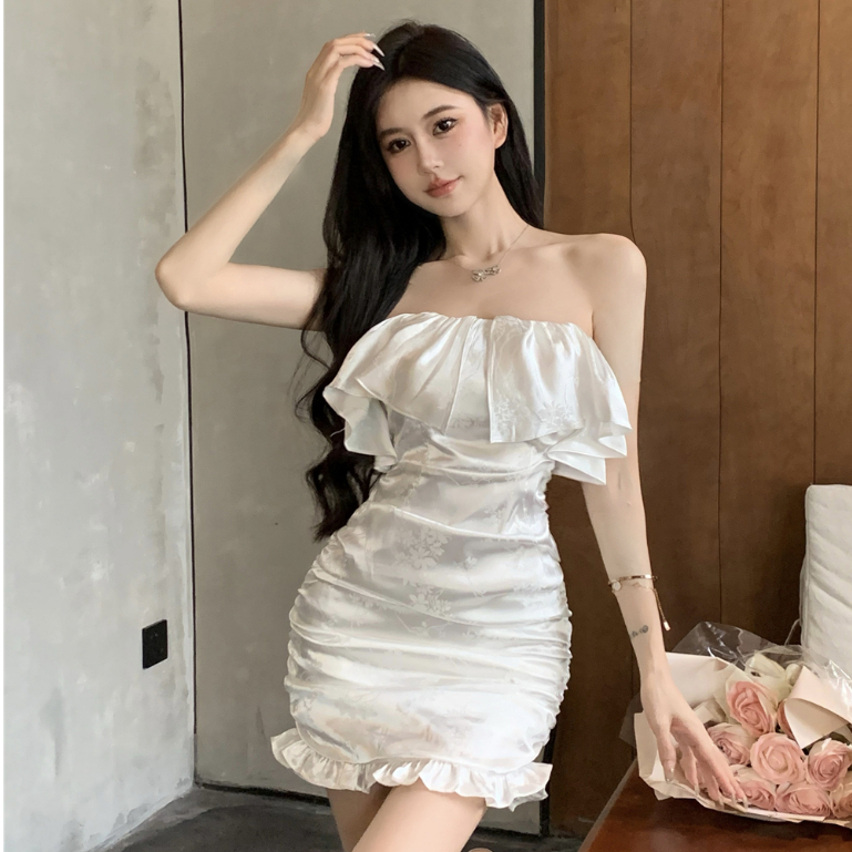 韓版氣質性感緊身洋裝女裝緊身收腰白色一字領無袖露肩褶皺荷葉邊白色包臀洋裝