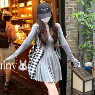 韓版時尚套裝女裝緊身彈力素色圓領長袖單排扣針織外套+緊身收腰吊帶A字洋裝兩件套