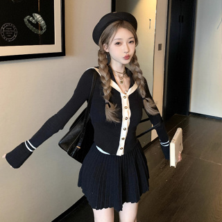 韓版時尚套裝女裝緊身收腰彈力針織長袖小外套上衣+高腰百褶半身裙兩件套