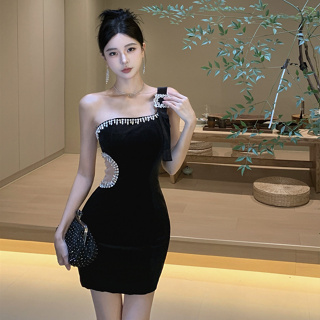 韓版時尚性感吊帶洋裝女裝緊身收腰一字領單肩帶鏤空露腰設計感手工釘鑽緊身洋裝