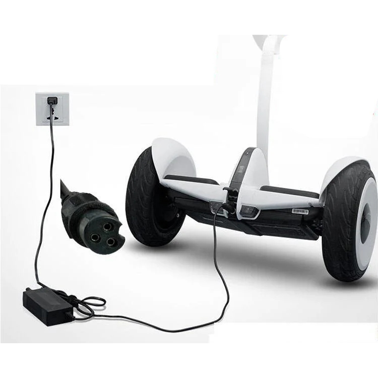 XIAOMI 3 孔/4 孔插頭 63V 1.1A 適用於小米 9 平衡滑板車充電器適用於 Ninebot 迷你平衡滑板