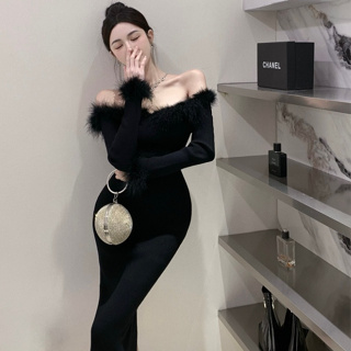 韓版性感黑色長裙女裝緊身收腰毛皮拼接一字領長袖中長款針織緊身洋裝聚會派對