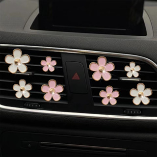 4 件裝雛菊花通風口夾汽車裝飾品,可愛的花朵儀表板出口夾汽車空氣清新劑通風口夾汽車內飾裝飾魅力配件,適合女孩女士