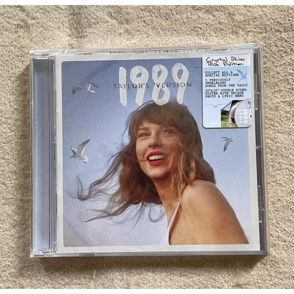 【贈鑰匙扣】泰勒絲 Taylor Swift -1989 Taylor's Version 正版CD 水晶天空藍豪華海報