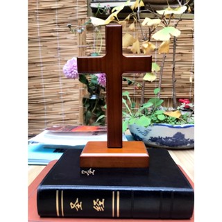 橡木色實木十字架擺件 天主教/基督十字架 木質主內送禮品桌面擺件 帶底座 十字架