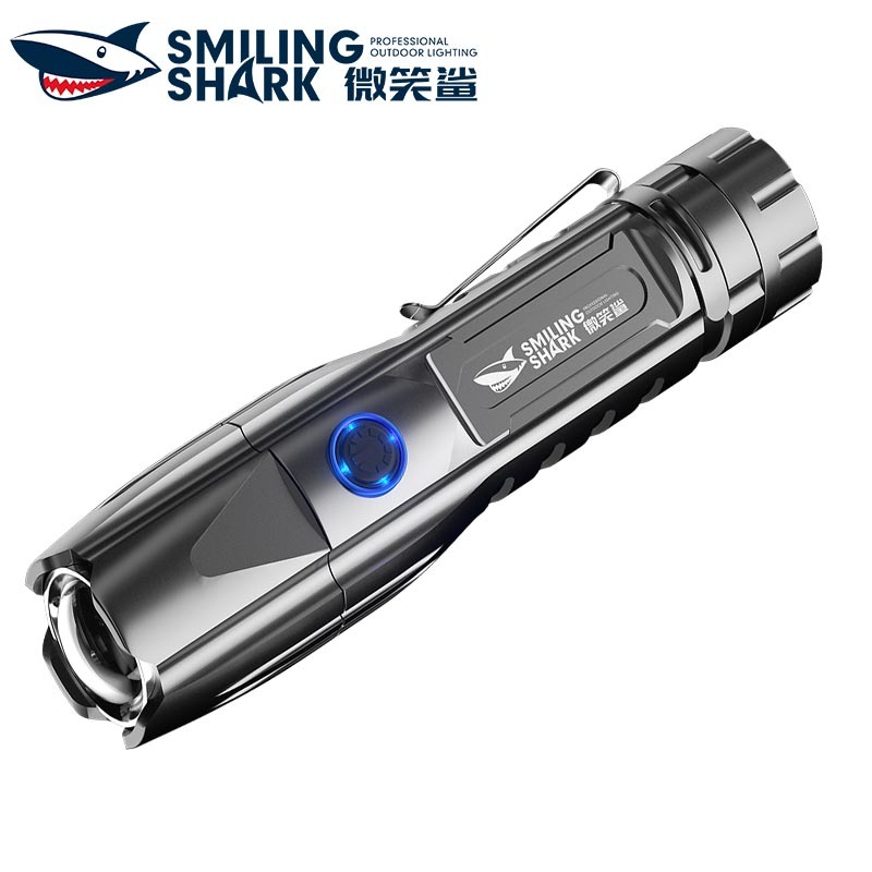 微笑鯊正品 E32C LED手電筒強光 M80 8400lm Type-C 5檔調焦 带金属笔夹 千米遠射 防水戶外露營