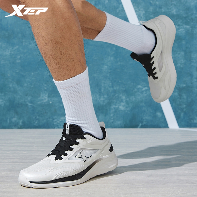 【特步 xtep】舒適跑系列 | 男子跑步鞋 24新款減震回彈運動跳繩鞋 高彈EVA緩震+透氣鞋面 特步官方直營