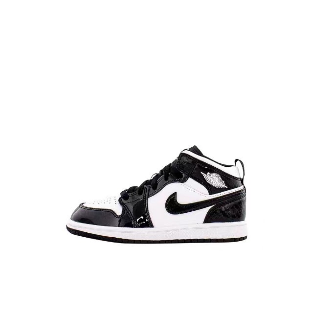《潮鞋@優選》Air Jordan 1   減震耐磨防滑 中幫 黑白熊貓 兒童籃球鞋