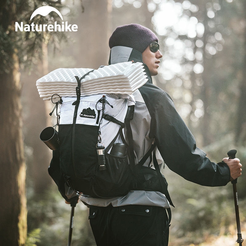 Naturehike戶外徒步30l背包登山氦系列透氣運動旅行包大容量野營登山釣魚包帶水管孔單肩包