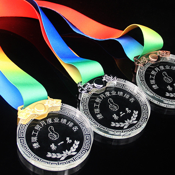 【客製化】【獎牌】獎牌 雕刻 訂製 學生運動會 賽事 金屬 小掛牌 定做 馬拉松 紀念 水晶 獎牌