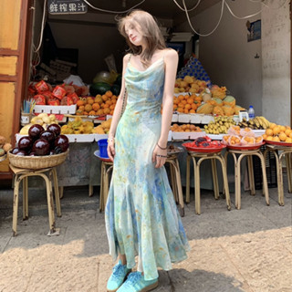 法式旅行海邊度假碎花吊帶長裙女裝緊身收腰高階設計潑墨暈染印花中長款無袖雪紡魚尾洋裝