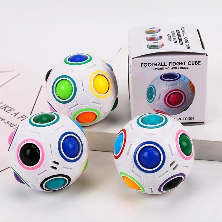 魔力彩虹球魔方12孔智力解壓玩具按壓趣味魔法球兒童活動禮品