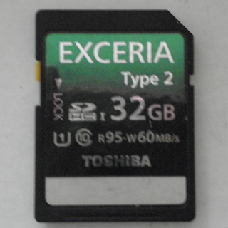 Toshiba (東芝) EXCERIA Type 2 32GB 60MB/s SDHC memory card存儲卡