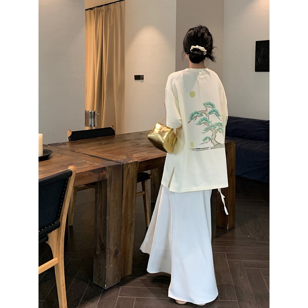 【HeyWorld】新中式開叉印花T恤+一片式緞面半身裙 高級感綁帶長裙