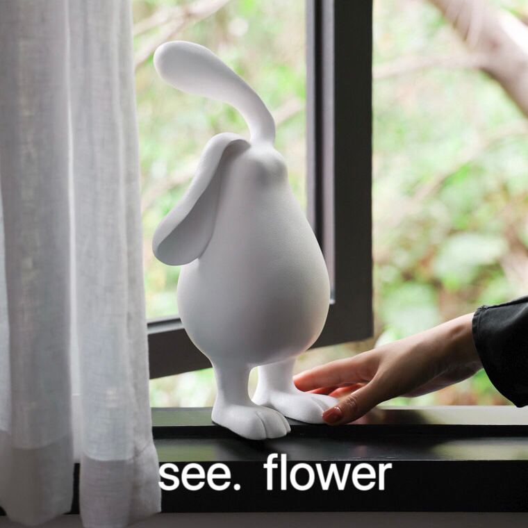 【SEE✿ FLOWER】現代極簡卡通白色兔子樣板房擺件餐邊櫃酒櫃展示櫃兒童房飾品擺件 創意藝術卡通兔造型工藝品擺件展廳