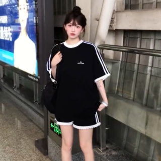 韓版休閒運動套裝女裝寬鬆條紋刺繡圓領短袖T恤+高腰闊腳短褲兩件套