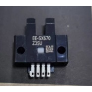 Omron歐姆龍EE-SX670 EE-SX670A NPN凹槽接插件型光電傳感器